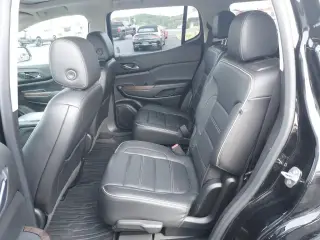 GMC Acadia 2020 4x4 Denali SUV de 4 puertas
