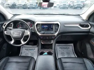 GMC Acadia 2020 4x4 Denali SUV de 4 puertas