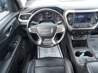 GMC Acadia 2020 4x4 Denali SUV de 4 puertas