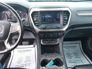 GMC Acadia 2020 4x4 Denali SUV de 4 puertas