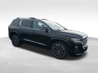 GMC Acadia 2020 4x4 Denali SUV de 4 puertas