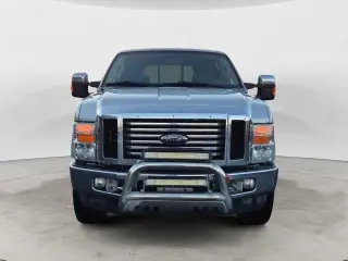 Ford F-250 Super Duty 2010 4x4 XLT 4dr Cab con Cabina de 6.8 pies de largo Pickup