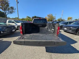 Ford F-150 2023 4x4 XLT 4dr SuperCrew con cabina de 5.5 pies de largo, SuperCrew