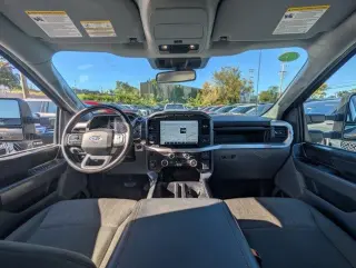 Ford F-150 2023 4x4 XLT 4dr SuperCrew con cabina de 5.5 pies de largo, SuperCrew