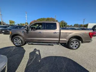 Ford F-150 2023 4x4 XLT 4dr SuperCrew con cabina de 5.5 pies de largo, SuperCrew