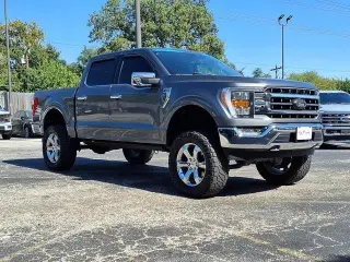 Ford F-150 2022 4x4 Lariat 4dr SuperCrew 5.5 ft. SB