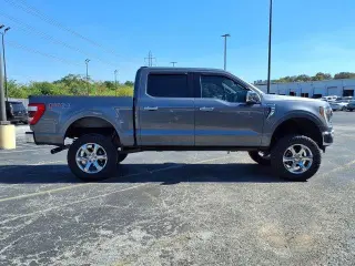 Ford F-150 2022 4x4 Lariat 4dr SuperCrew 5.5 ft. SB