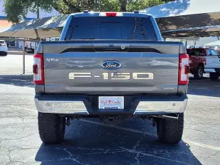 Ford F-150 2022 4x4 Lariat 4dr SuperCrew 5.5 ft. SB