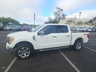 Ford F-150 2023 4x4 Lariat 4dr SuperCrew 5.5 ft. SB