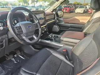 Ford F-150 2023 4x4 Lariat 4dr SuperCrew con cabina de 5.5 m.
