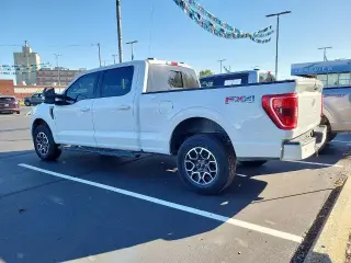 Ford F-150 2023 4x4 XLT 4dr SuperCrew 5.5 ft. SB