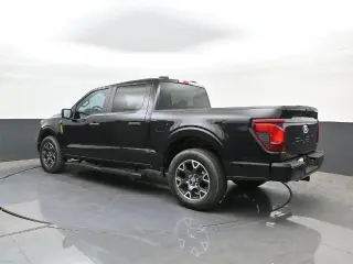 Ford F-150 2024 4x2 STX 4dr SuperCrew 5.5 ft. SB