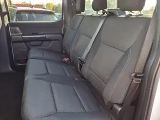Ford F-150 2023 4x4 XLT 4dr SuperCrew con 5.5 ft. SB
