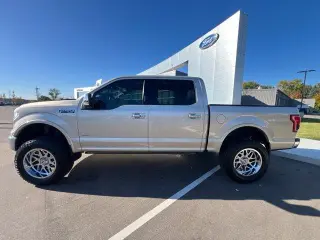 Ford F-150 2017 4x4 Lariat 4dr SuperCrew 5.5 ft. SB