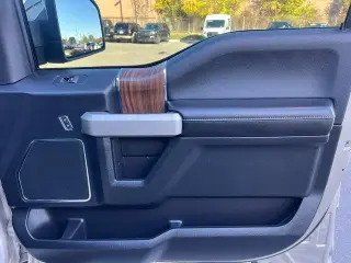 Ford F-150 2017 4x4 Lariat 4dr SuperCrew 5.5 ft. SB