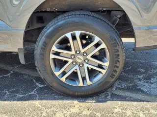 Ford F-150 2022 4x2 XL 4dr SuperCrew 5.5 ft. SB