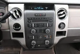 Ford F-150 2010 4x2 XLT 4dr SuperCrew Styleside 5.5 ft. SB
