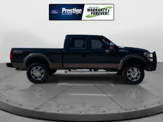 Ford F-250 Super Duty 2015 4x4 Lariat 4dr Crew Cab 6.8 ft. SB Pickup