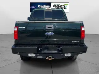 Ford F-250 Super Duty 2015 4x4 Lariat 4dr Crew Cab 6.8 ft. SB Pickup