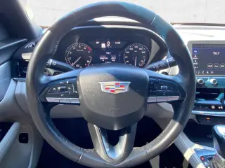 2022 Cadillac CT4