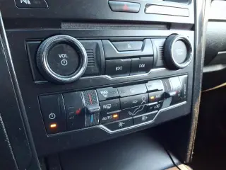 Ford Explorer 2018 AWD XLT 4dr SUV