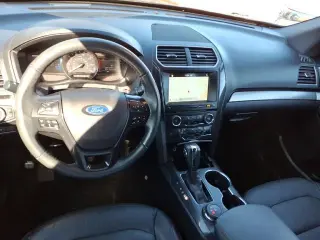 Ford Explorer 2018 AWD XLT 4dr SUV