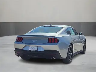 Ford Mustang 2025 EcoBoost 2dr Fastback