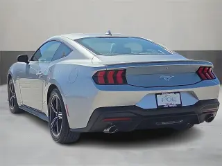 Ford Mustang 2025 EcoBoost 2dr Fastback