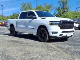 Ram 1500 2022 4x4 Lone Star 4dr Crew Cab 5.6 ft. SB Pickup