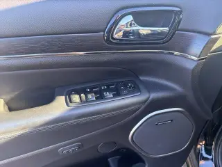 Jeep Grand Cherokee 2019 4x4 Overland 4 puertas SUV