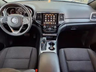 Jeep Grand Cherokee 2019 4x4 Laredo 4dr SUV