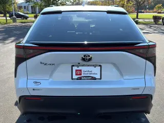 2024 Toyota bZ4X