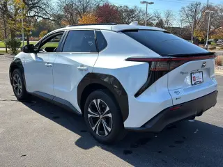 2024 Toyota bZ4X