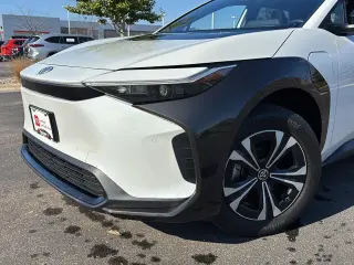 2024 Toyota bZ4X