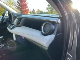2016 Toyota RAV4 Hybrid