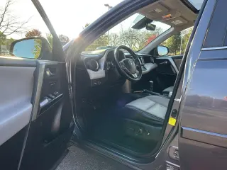 2016 Toyota RAV4 Hybrid