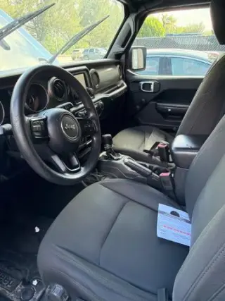 Jeep Wrangler Unlimited 2018 4x4 Deportivo 4dr SUV (lanzamiento a mitad de año)