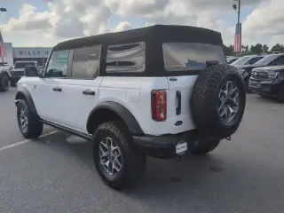 Ford Bronco 2023 4x4 Badlands Advanced 4dr SUV