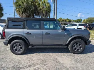 Ford Bronco 2023 4x4 Base 4dr SUV