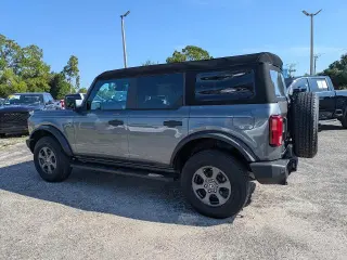 Ford Bronco 2023 4x4 Base 4dr SUV