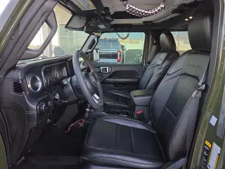 Jeep Wrangler 2024 4x4 Sahara 4dr SUV