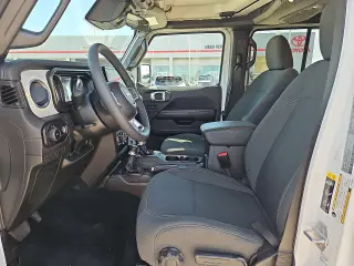 Jeep Wrangler 2026 4x4 Sahara 4dr SUV