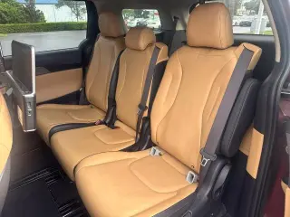 Kia Carnival 2023 LX 4dr Mini-Van