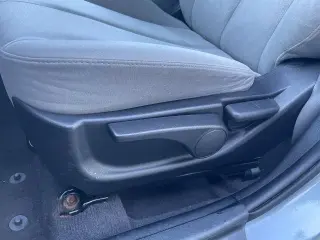 Hyundai ELANTRA 2010 GLS 4dr Sedán