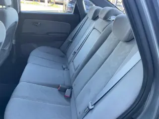 Hyundai ELANTRA 2010 GLS 4dr Sedán