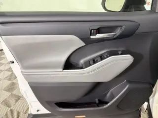 Toyota Highlander 2021 XLE 4puertas SUV