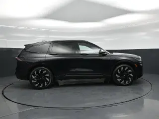 Lincoln Nautilus 2024 AWD Reserve 4dr SUV