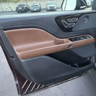 Lincoln Aviator 2023 AWD Reserve 4dr SUV