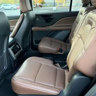 Lincoln Aviator 2023 AWD Reserve 4dr SUV