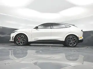 Ford Mustang Mach-E 2022 AWD GT SUV de 4 puertas